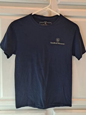 Men’s Navy Short Sleeve Navy Smith & Wesson Logo Cotton Tee American Tradition